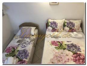 Thumbnail von Immogold Appartement Haus in Süd-Dalmatien mit insgesamt sieben Wohneinheiten