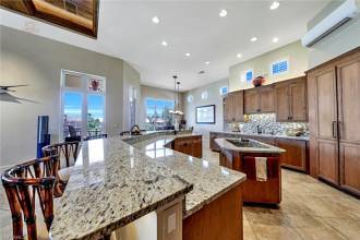 Thumbnail von 18276 Cutlass Drive