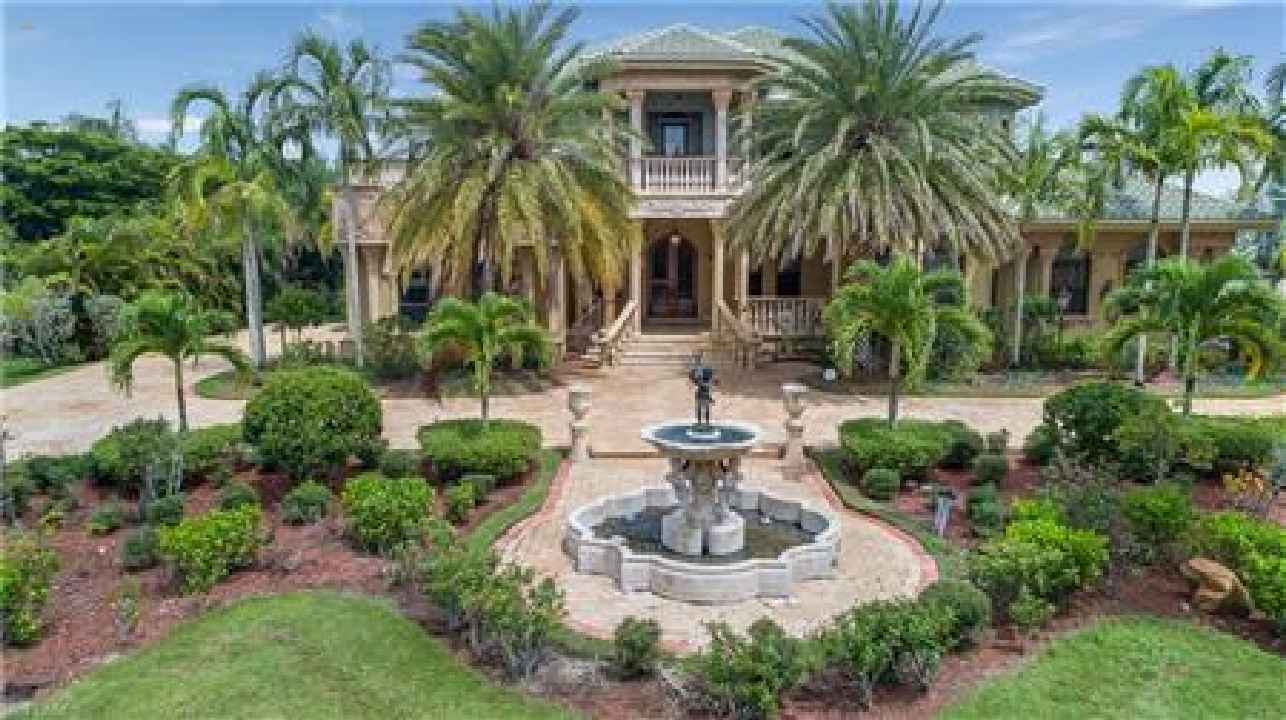 8441 Belle Meade Drive Fort Myers, FL 33908