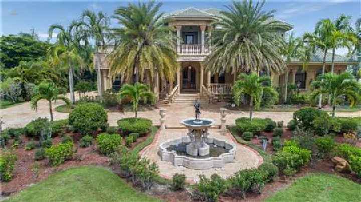 8441 Belle Meade Drive Fort Myers, FL 33908