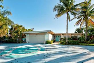 Thumbnail von 120 Little Carlos Lane Fort Myers Beach, FL 33931