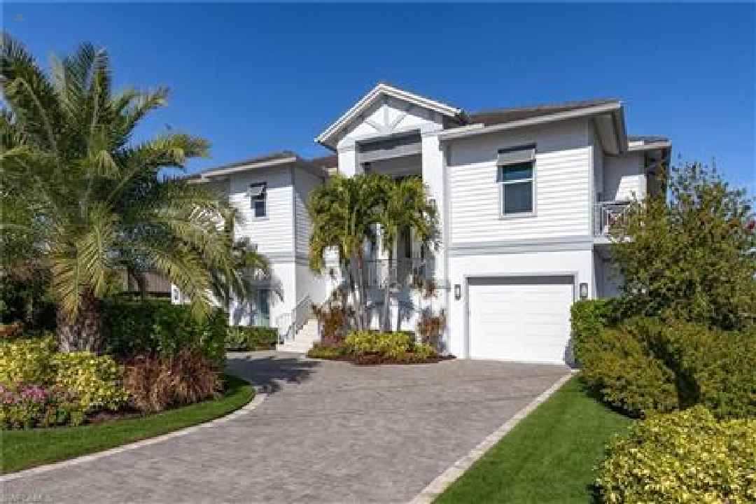 45 Fairview Boulevard Fort Myers Beach, FL 33931