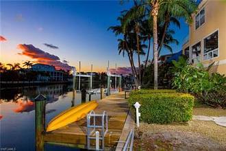 Thumbnail von 1520 Angel DR