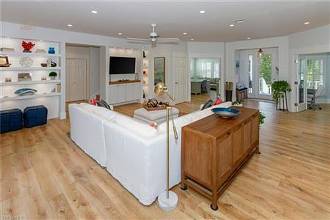 Thumbnail von 228 Violet Drive