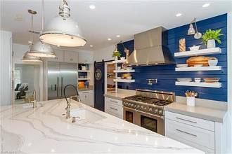 Thumbnail von 228 Violet Drive