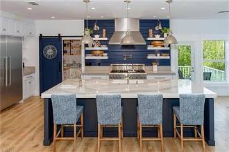 Thumbnail von 228 Violet Drive