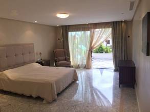 Thumbnail von Luxus-Wohnung in Los Monteros R2789891