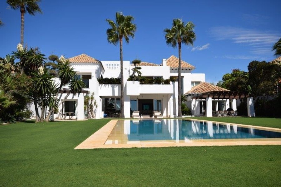 Luxus-Villa in Guadalmina Baja R2330585