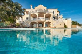 Thumbnail von Luxus-Villa in Benahavis  R2794322