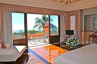 Thumbnail von Luxus-Villa in Sierra Blanca R2821757