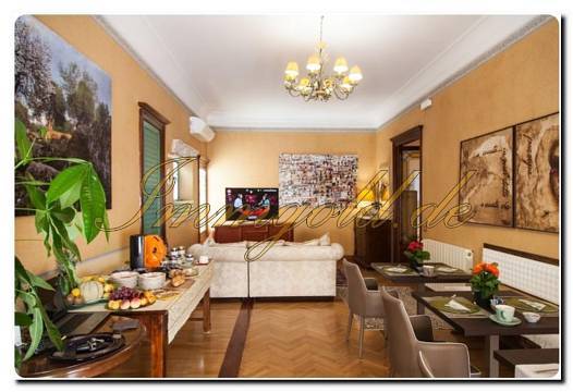 Immogold, großzügige, luxuriöse Wohnung, in einem Jugendstil-Palazzo