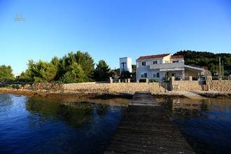 Thumbnail von Mediterranes Anwesen mit zwei Häusern am Meer