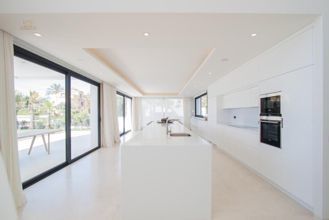 Thumbnail von Luxus-Villa in The Golden Mile R2431187