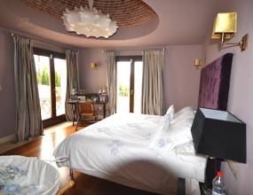 Thumbnail von Luxus-Villa in Sierra Blanca R2408795