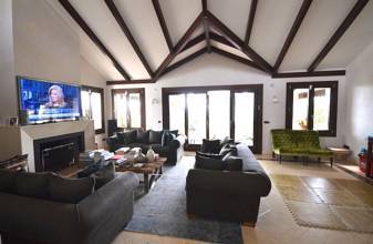 Thumbnail von Luxus-Villa in Sierra Blanca R2408795