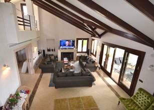 Thumbnail von Luxus-Villa in Sierra Blanca R2408795