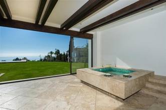 Thumbnail von Luxus-Villa in Sierra Blanca R2825156