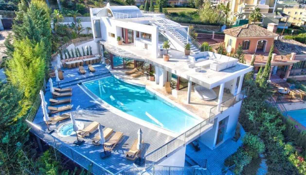 Luxus-Villa in Nueva Andalucia R2762258