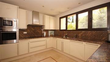 Thumbnail von Luxus-Haus in Sierra Blanca R2827241