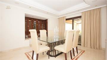 Thumbnail von Luxus-Haus in Sierra Blanca R2827241