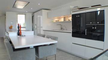 Thumbnail von Luxus-Haus in Sierra Blanca R2556071