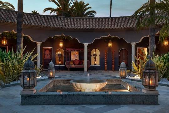 Luxus-Villa in Los Monteros R2824229