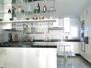 Thumbnail von Luxus-Wohnung in Puerto Banus R2824769