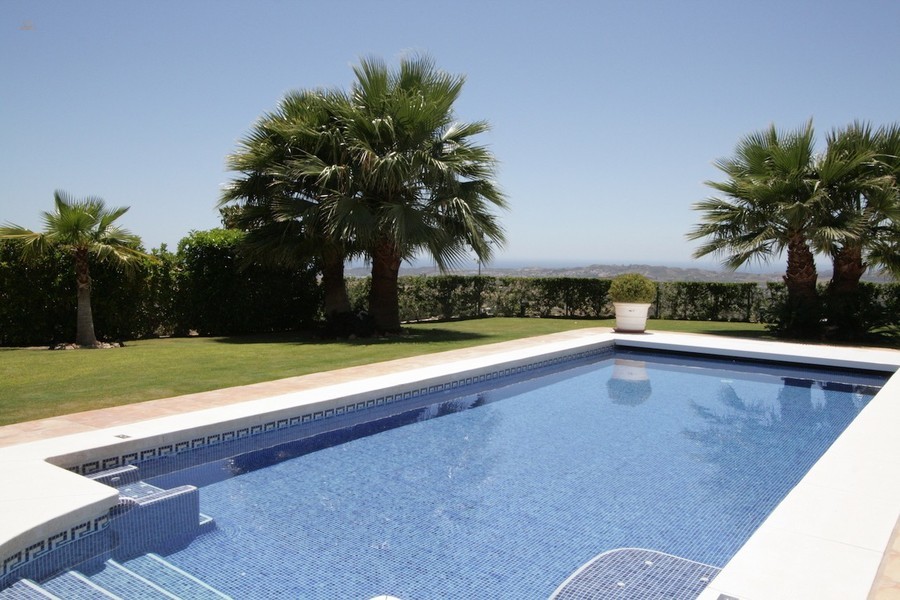 Luxus-Villa in Valtocado R2757311