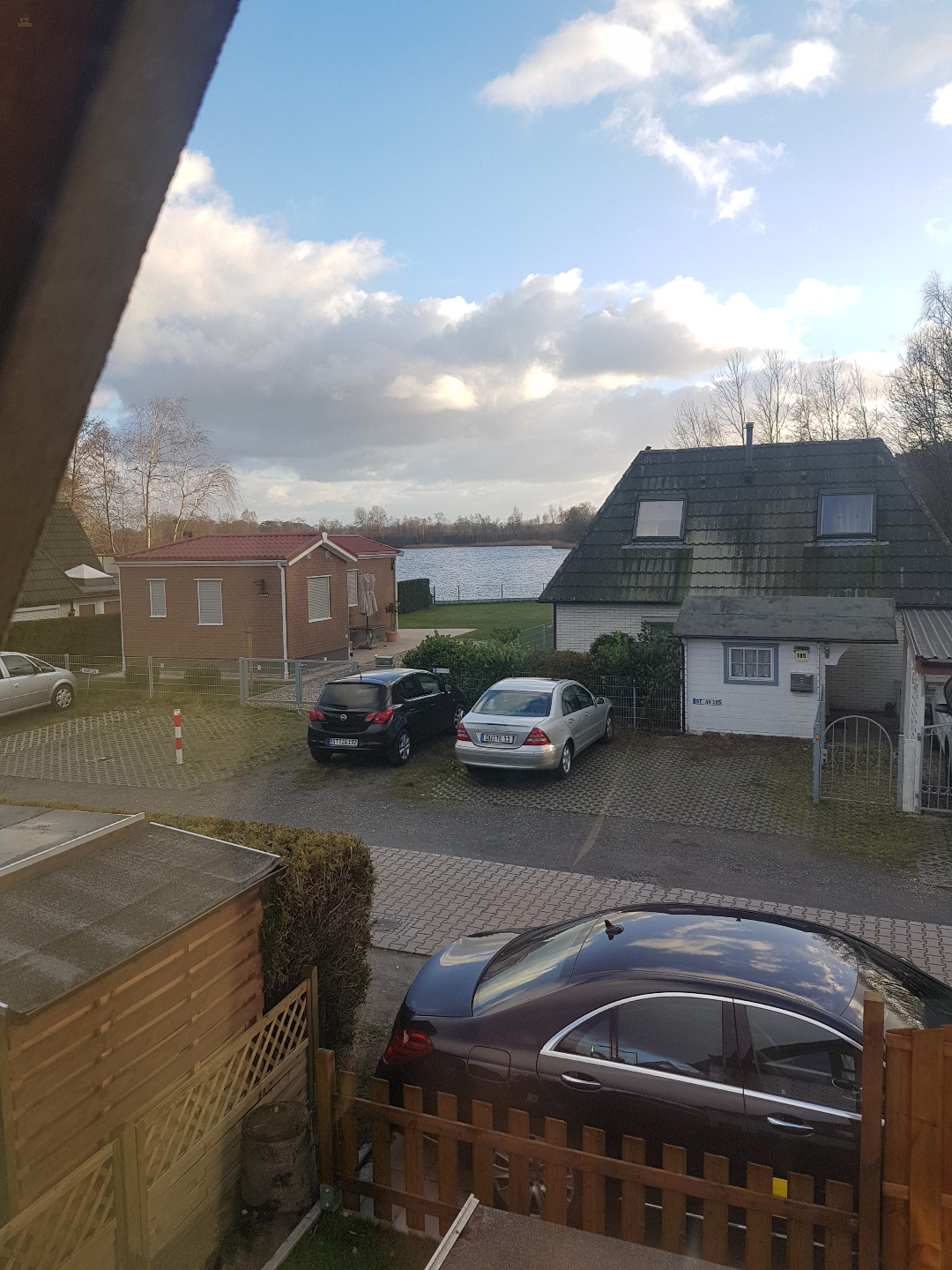 Thumbnail von Seeblick - Ferienhaus / Tiny house