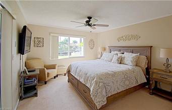 Thumbnail von 822 Montclaire CourtCape Coral, FL 33904