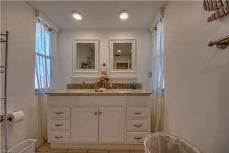 Thumbnail von 516 Cape Coral Parkway W Cape Coral, FL 33914