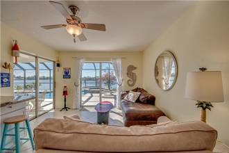 Thumbnail von 516 Cape Coral Parkway W Cape Coral, FL 33914