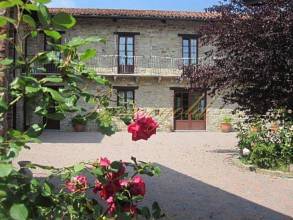 Thumbnail von U-förmiger Natursteinhof - Agriturismusbetrieb in schöner Panoramalage.