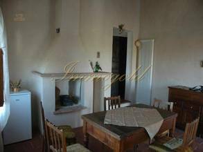 Thumbnail von Operational agriturismo with its own vineyard, in a highly interesting tourist wine region.