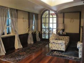 Thumbnail von Elegante, herrschaftliche Villa im residentiellen, repräsentativen Teil der Ortschaft.