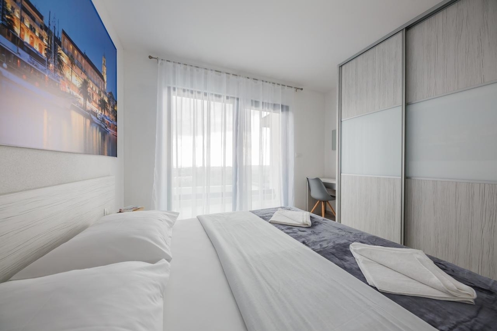 Thumbnail von Moderne Villa mit Swimmingpool und Meerblick, Region Split