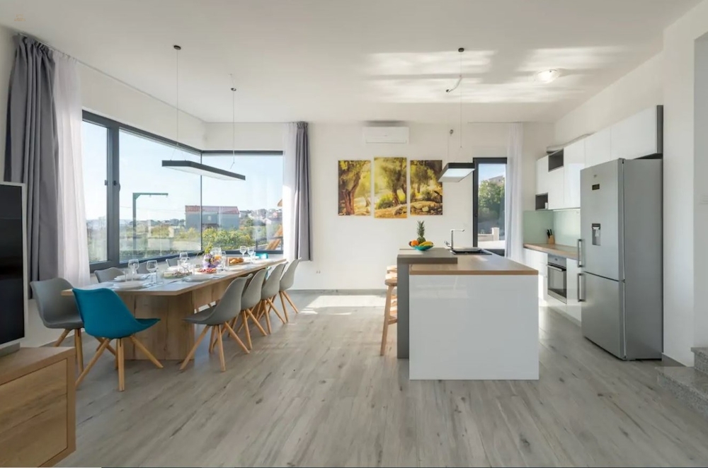 Thumbnail von Moderne Villa mit Swimmingpool und Meerblick, Region Split