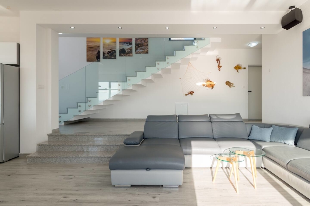 Thumbnail von Moderne Villa mit Swimmingpool und Meerblick, Region Split