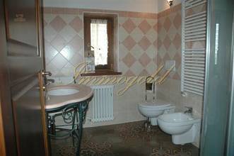 Thumbnail von Villa ristorante esclusiva con quattro camere da letto per gli ospiti arredate individualmente.