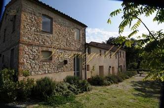 Thumbnail von Immogold hübsches Landhaus in den grünen Hügeln der Marken nahe Senigallia mit sechs Gästewohnungen und Pool
