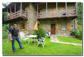 Thumbnail von Immogold zweistöckiges Natursteinhaus am Westufer