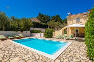 Thumbnail von Region Krk, Insel Krk: Haus mit Swimmingpool