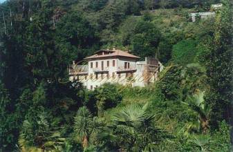 Thumbnail von Einen grandiosen Seeblick und ein riesiges Areal zeichnen dieses Anwesen aus.