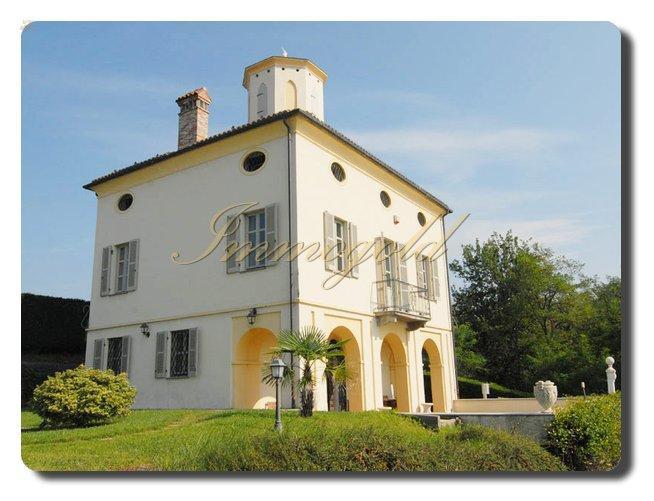 Immogold bezaubernde Villa nahe Bene Vagienna