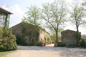 Thumbnail von Reiterhof mit vollrenoviertem Natursteinanwesen im Chianti mit 15 ha Land