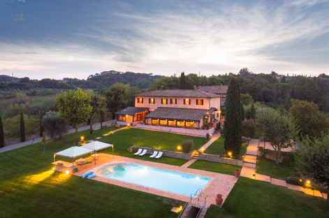 Thumbnail von wunderschöne Villa mit atemberaubenden Blick auf Siena