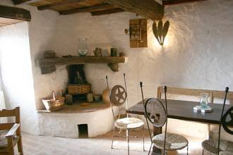 Thumbnail von künstlerisch renoviertes Turmgebäude aus dem Jahr 973 mit 180 m² Wohnfläche und Panoramablick