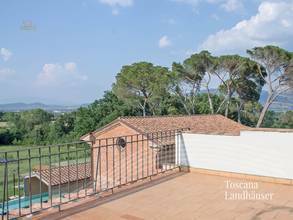 Thumbnail von historische Villa mit Pool und Tennisplatz bei Arezzo
