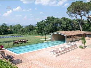 Thumbnail von historische Villa mit Pool und Tennisplatz bei Arezzo