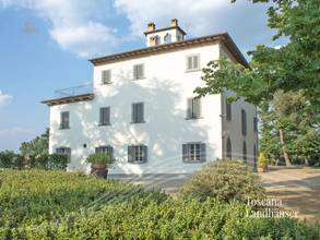 Thumbnail von historische Villa mit Pool und Tennisplatz bei Arezzo